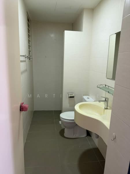 Service Residence for Sale at Platinum Lake PV 21 - Martin Lee - Bathroom - PropertyGuru.com.my