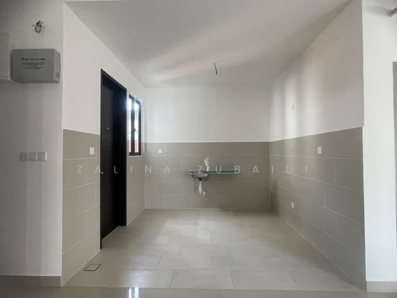 Townhouse for Rent in Shah Alam (Selangor) - Zalina Zubaidi - Kitchen Area - PropertyGuru.com.my
