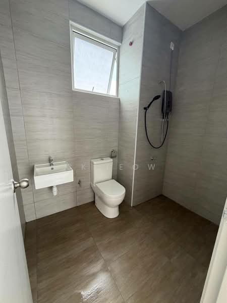 Servis Apartment untuk Disewa di THE SENAI GARDEN (PANGSAPURI IMPIAN SENAI) - Ck Leow - Bathroom - PropertyGuru.com.my
