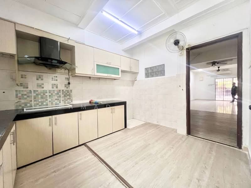 2-storey Terraced House for Sale in Bandar Seri Putra (Bangi) - Ahmad Fadlee - PropertyGuru.com.my