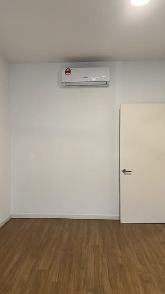 2-storey Terraced House for Rent in Bandar Rimbayu (Telok Panglima Garang) - Alex Chua - Interior - PropertyGuru.com.my