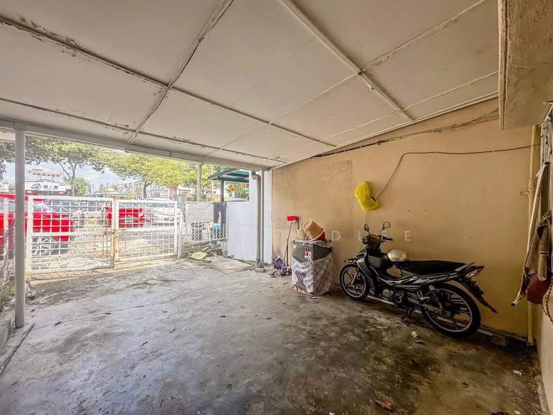Rumah Teres 2 Tingkat untuk Dijual di Taman Putra (Ampang) - Ahmad Fadlee - PropertyGuru.com.my