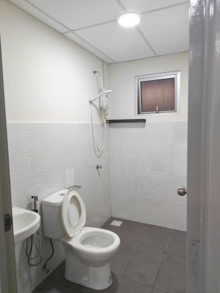 Pangsapuri untuk Disewa di Residensi Laman Sari - Mandy Liew - Bathroom - PropertyGuru.com.my