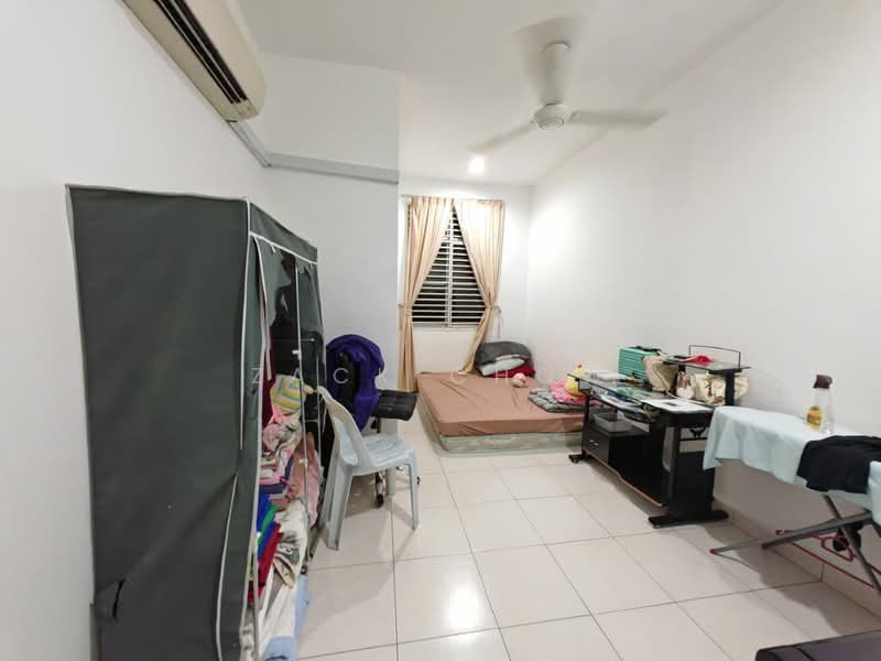 2-storey Terraced House for Sale in Taman Bestari Indah (Ulu Tiram) - Zack Chow - Bedroom - PropertyGuru.com.my