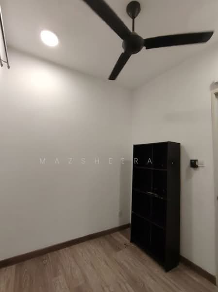 Service Residence for Rent at Southbank Residence - Mazsheera . - 2nd bedroom - PropertyGuru.com.my