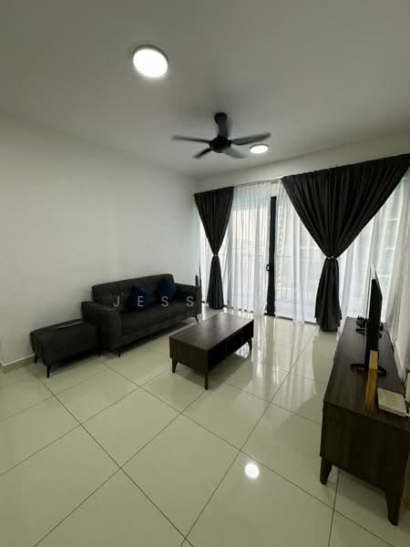 Servis Apartment untuk Disewa di Setia City Residences - Jess Tee - Living Room - PropertyGuru.com.my