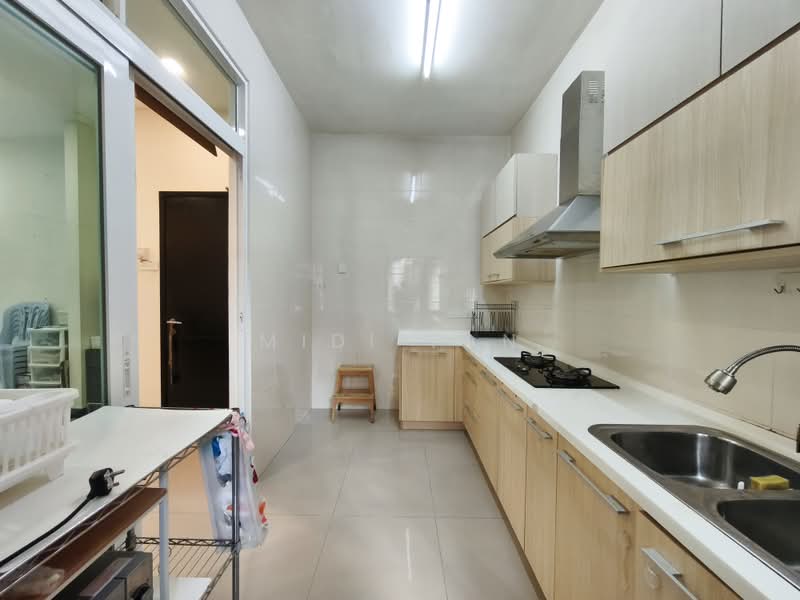 Pangsapuri untuk Disewa di Desa Idaman Residences - Midi Tan - Kitchen - PropertyGuru.com.my