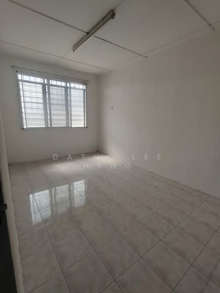 2-storey Terraced House for Sale in Taman Cempaka (Ipoh) - Datuk Lee Heng - Interior - PropertyGuru.com.my