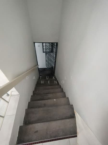 2-storey Terraced House for Sale in Taman Cempaka (Ipoh) - Datuk Lee Heng - Interior - PropertyGuru.com.my