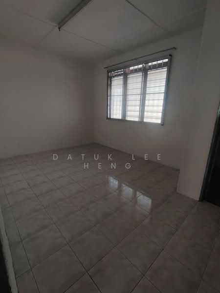 2-storey Terraced House for Sale in Taman Cempaka (Ipoh) - Datuk Lee Heng - Interior - PropertyGuru.com.my