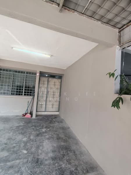 2-storey Terraced House for Sale in Taman Cempaka (Ipoh) - Datuk Lee Heng - Entrance - PropertyGuru.com.my