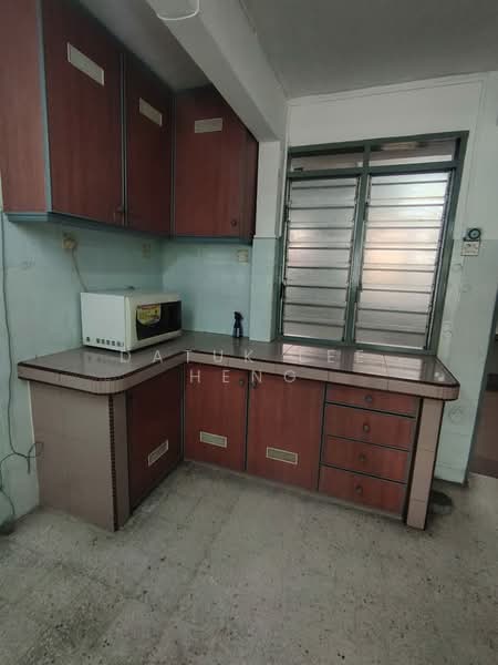 2-storey Terraced House for Sale in Taman Cempaka (Ipoh) - Datuk Lee Heng - Kitchen - PropertyGuru.com.my