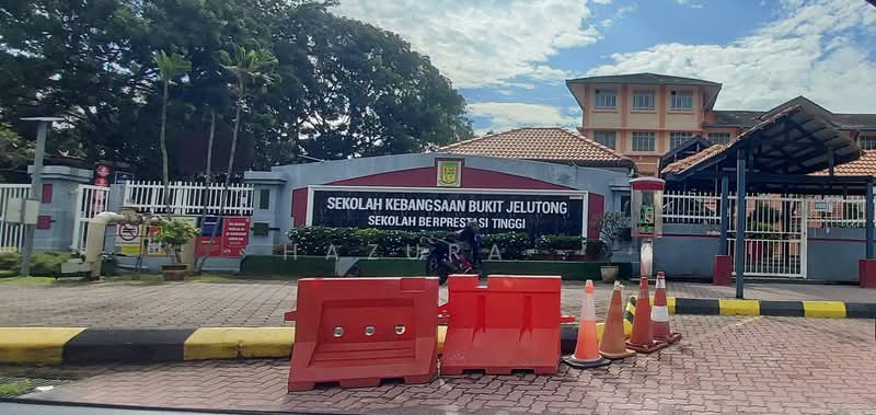 2-storey Terraced House for Sale in Bukit Jelutong (Shah Alam) - Hazura . - PropertyGuru.com.my
