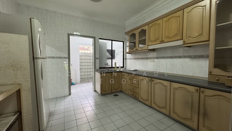 2-storey Terraced House for Sale in Bukit Jelutong (Shah Alam) - Johann Paul Gregory - PropertyGuru.com.my