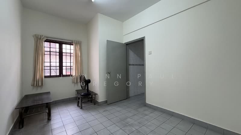 2-storey Terraced House for Sale in Bukit Jelutong (Shah Alam) - Johann Paul Gregory - PropertyGuru.com.my