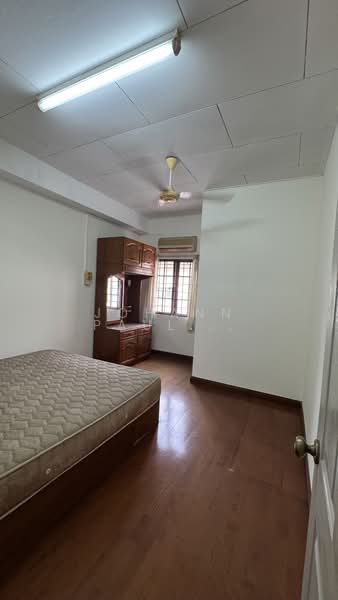 2-storey Terraced House for Sale in Bukit Jelutong (Shah Alam) - Johann Paul Gregory - PropertyGuru.com.my