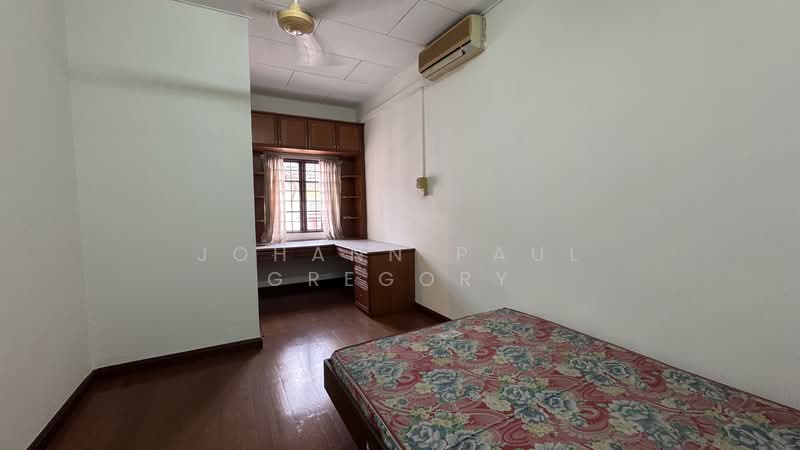 2-storey Terraced House for Sale in Bukit Jelutong (Shah Alam) - Johann Paul Gregory - PropertyGuru.com.my