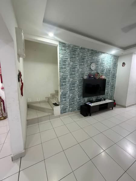 2-storey Terraced House for Sale in Bandar Rinching (Semenyih) - Nurul Zyra - Living Room - PropertyGuru.com.my