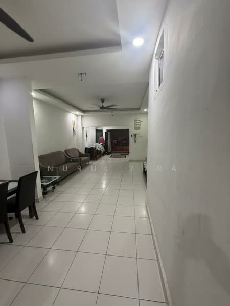 2-storey Terraced House for Sale in Bandar Rinching (Semenyih) - Nurul Zyra - Living Room - PropertyGuru.com.my