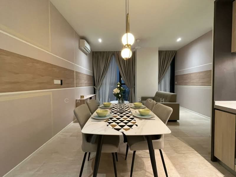 Servis Apartment untuk Dijual di 10 Stonor - Calvin Poh - Dining Room - PropertyGuru.com.my