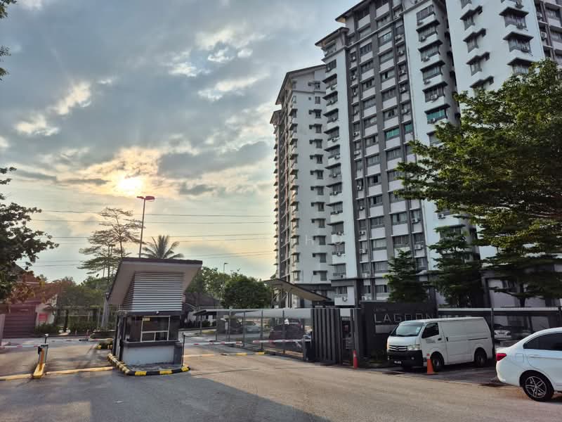 Condominium for Sale at Lagoon Suites - Sam Ho - Exterior - PropertyGuru.com.my