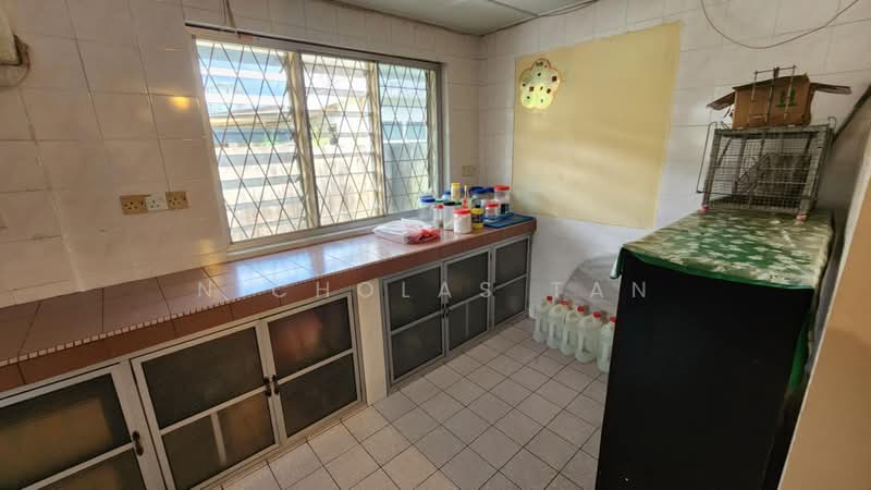 Rumah Berkembar untuk Dijual di Poh Kwong Park (Kuching) - Nicholas Tan - PropertyGuru.com.my