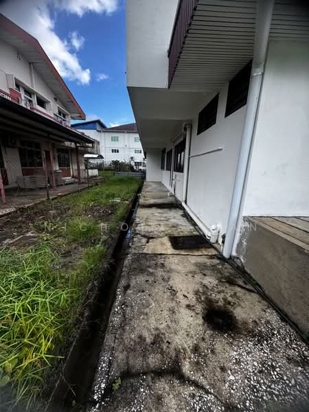 Rumah Berkembar untuk Dijual di Poh Kwong Park (Kuching) - Nicholas Tan - PropertyGuru.com.my