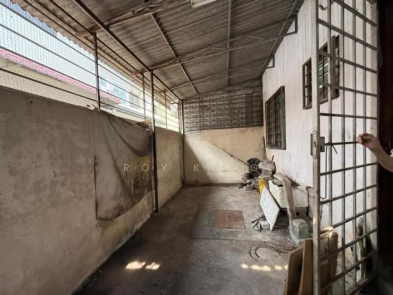 Rumah Teres 2 Tingkat untuk Dijual di TAMAN PUCHONG UTAMA (Puchong) - Roy Kong - Exterior - PropertyGuru.com.my