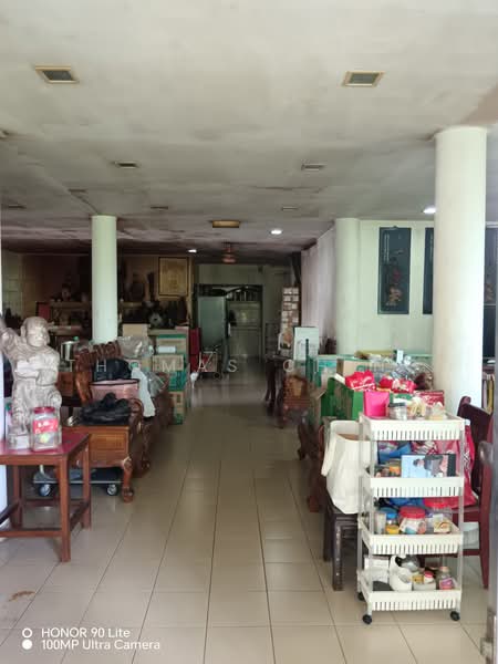 Bungalow for Sale in Jalan Klang Lama (Old Klang Road) (Kuala Lumpur) - Thomas Ching - Living Room - PropertyGuru.com.my