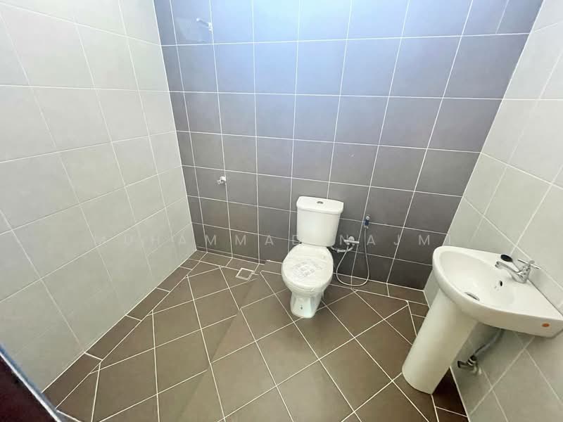 Semi-Detached House for Sale in Dungun (Terengganu) - Muhammad Najmi - Bathroom - PropertyGuru.com.my