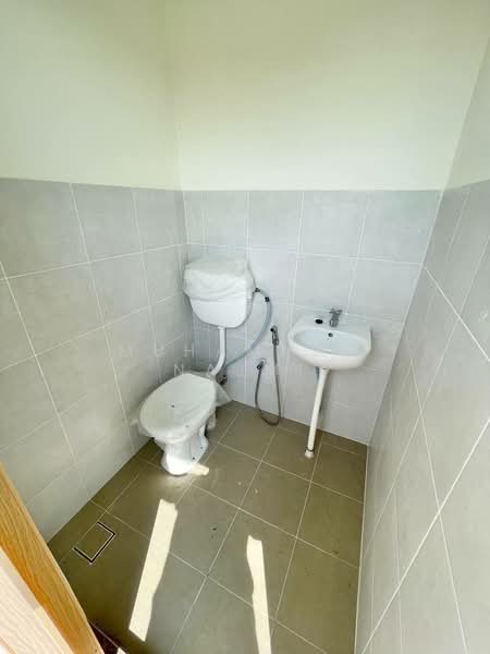 Semi-Detached House for Sale in Dungun (Terengganu) - Muhammad Najmi - Bathroom - PropertyGuru.com.my
