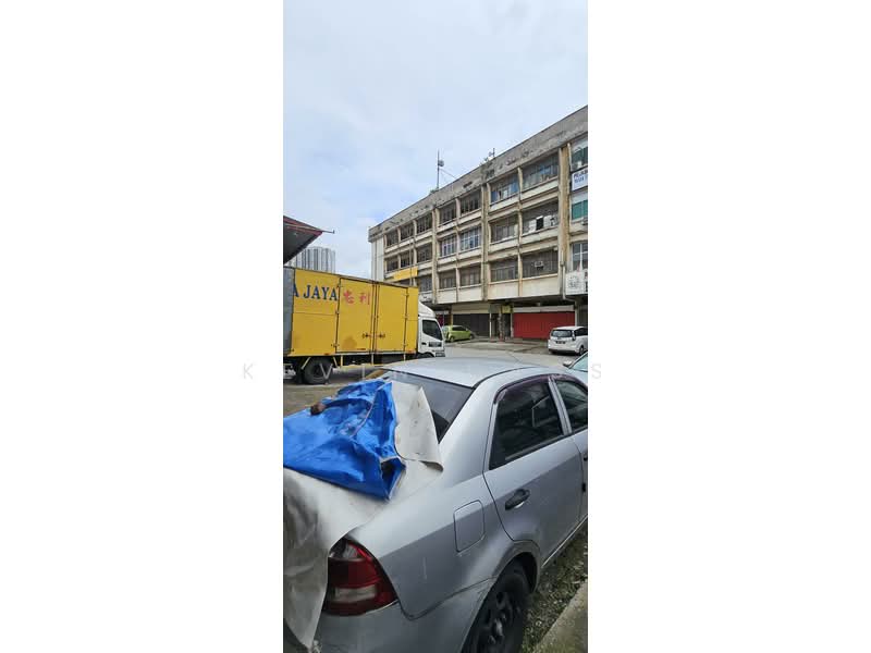 Shop for Rent in Sungai Besi (Kuala Lumpur) - Kevin Dass - Exterior - PropertyGuru.com.my