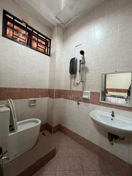 2-storey Terraced House for Rent in Taman Damansara Aliff (Tampoi) - SJ CHAN - Bathroom - PropertyGuru.com.my