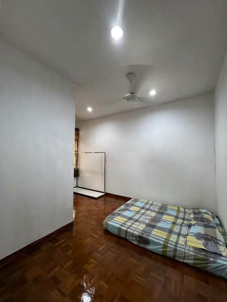 2-storey Terraced House for Rent in Taman Damansara Aliff (Tampoi) - SJ CHAN - Bedroom - PropertyGuru.com.my