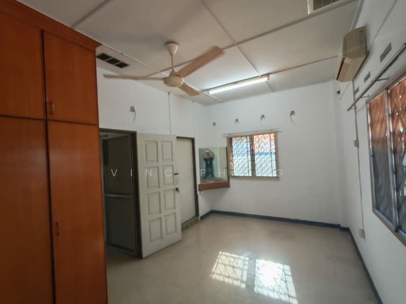 Semi-Detached House for Sale in Taman Klebang Besar (Klebang) - Vinc Pheng - Interior - PropertyGuru.com.my