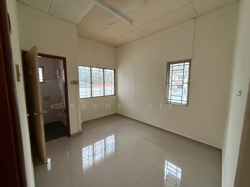 Rumah Teres 2 Tingkat untuk Disewa di Usj 13 (Subang Jaya) - Rachel Sie - Interior - PropertyGuru.com.my