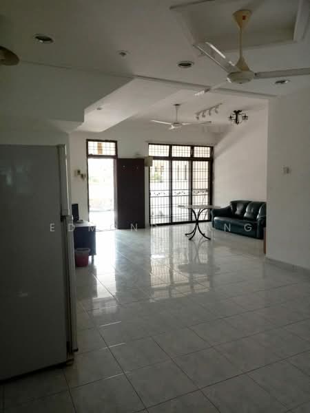 Terraced House for Rent in Taman Desa Tebrau (Tebrau) - Edmond Tang - Living Room - PropertyGuru.com.my