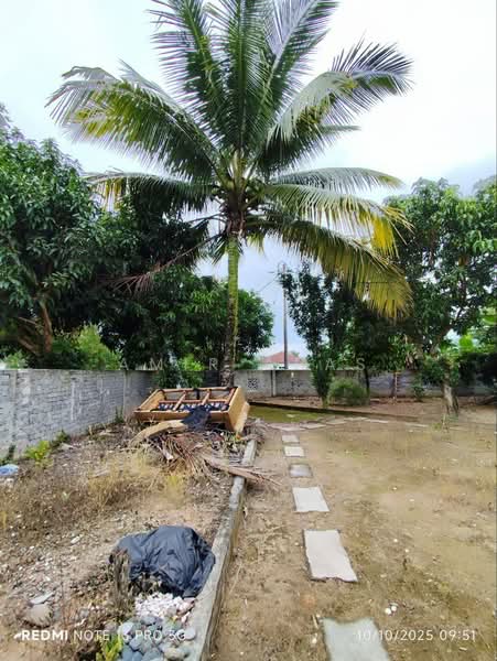 1-storey Terraced House for Sale in Mantin (Negeri Sembilan) - Amir Abas - Garden - PropertyGuru.com.my