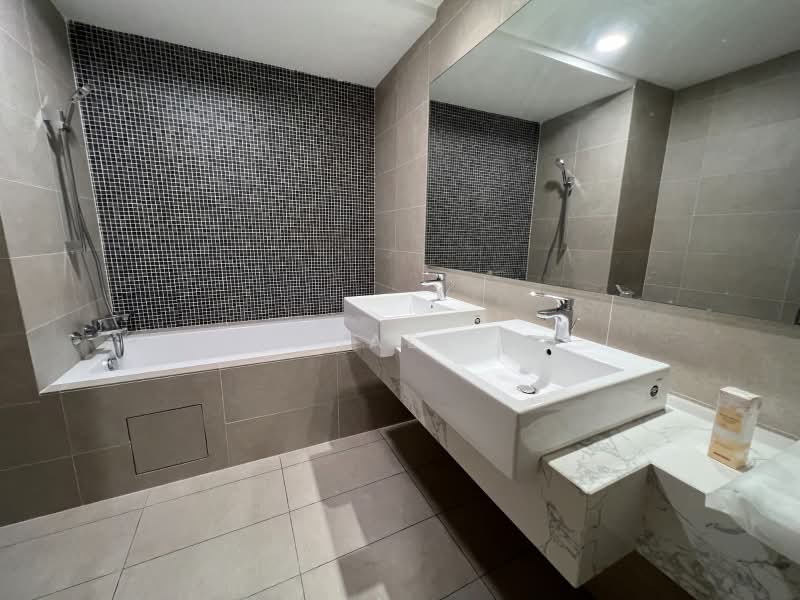 Service Residence for Rent at Ooak Suites @ Kiara 163 - Michael Au - Bathroom - PropertyGuru.com.my