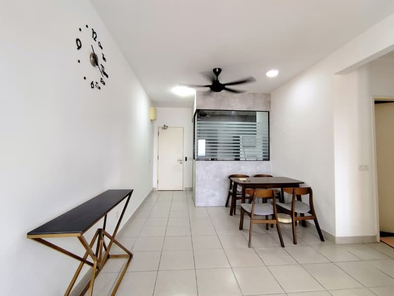Apartment for Rent at Harmoni @ Eco Majestic - JX Chong - Dining Area - PropertyGuru.com.my