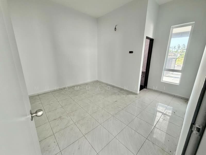 Semi-Detached House for Sale in Kampung Titian Berayung (Kijal) - Muhammad Najmi - Interior - PropertyGuru.com.my