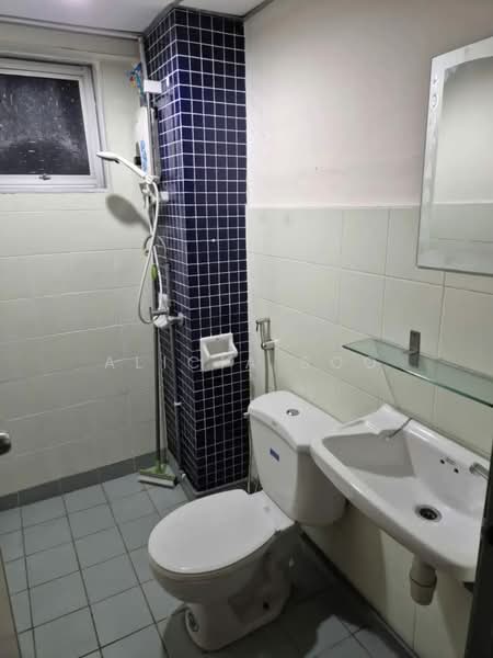 Condominium for Sale at Perdana Exclusive - Alicia Soo - Bathroom - PropertyGuru.com.my