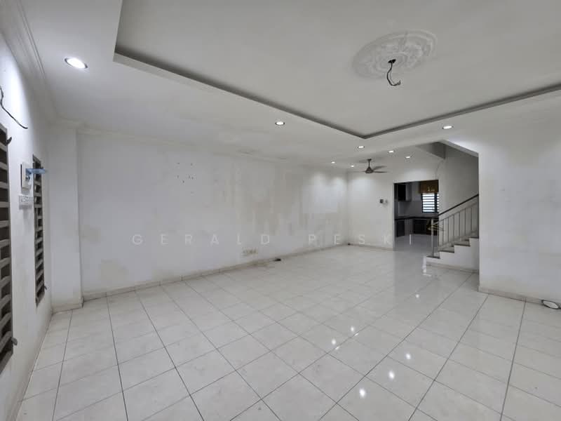 2-storey Terraced House for Sale in Bandar Putra Kulim (Kulim) - Gerald Peski - Living Room - PropertyGuru.com.my