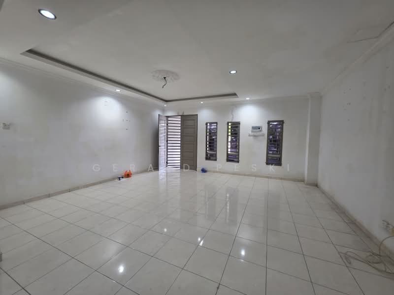 2-storey Terraced House for Sale in Bandar Putra Kulim (Kulim) - Gerald Peski - Living Room - PropertyGuru.com.my