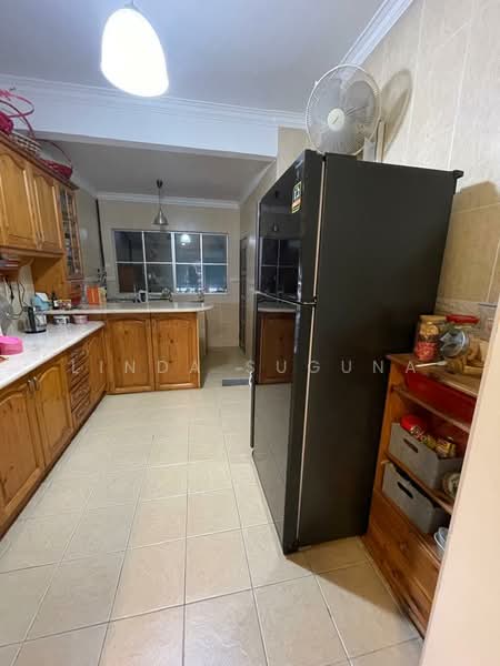2-storey Terraced House for Sale in Putra Heights (Subang Jaya) - Linda Suguna - Kitchen - PropertyGuru.com.my