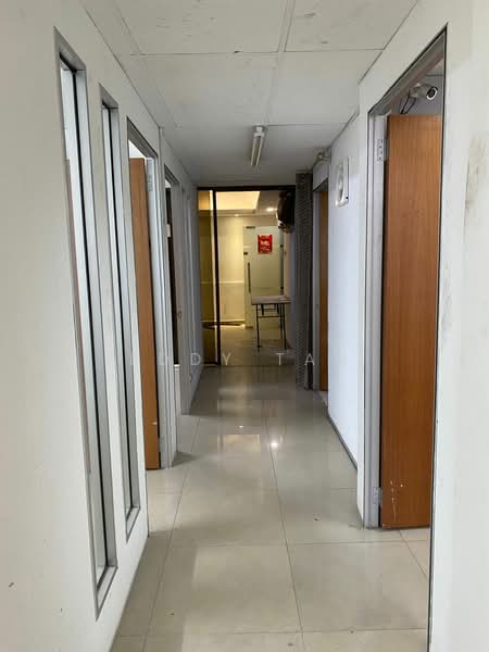 Kedai / Pejabat untuk Disewa di Taman Serdang Raya (Seri Kembangan) - Eddy TAN - Corridor - PropertyGuru.com.my
