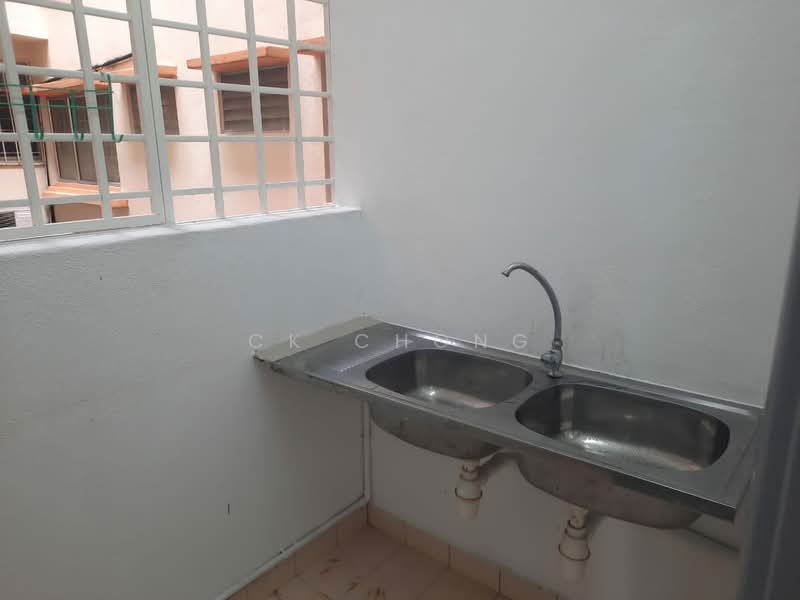 Apartment for Sale at Pangsapuri Sri Camellia - CK Chong - Interior - PropertyGuru.com.my
