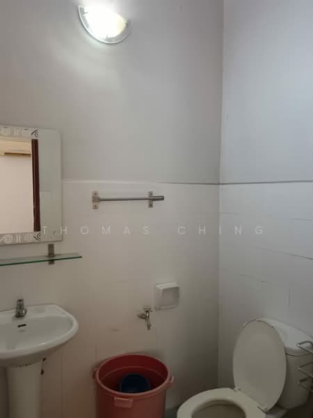 Terraced House for Sale in Bandar Putra Permai (Seri Kembangan) - Thomas Ching - Bathroom - PropertyGuru.com.my