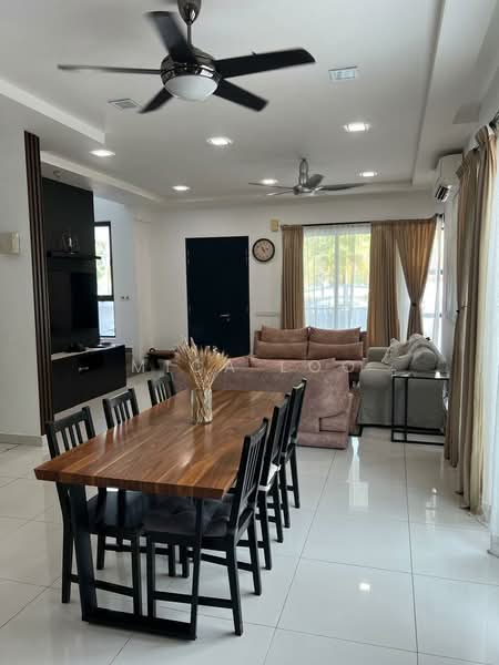 Semi-Detached House for Sale in Telok Panglima Garang (Selangor) - Mica Loo - PropertyGuru.com.my