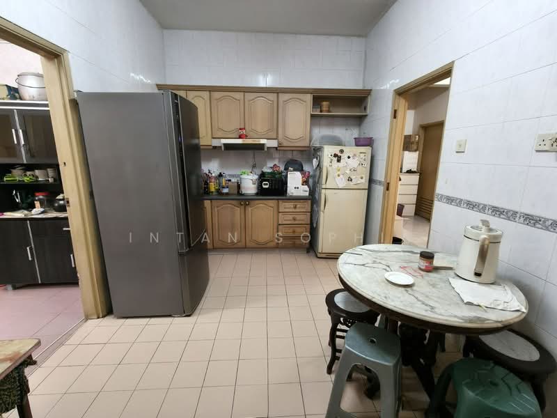 2-storey Terraced House for Sale in Bukit Jelutong (Shah Alam) - Intan Sophia - PropertyGuru.com.my
